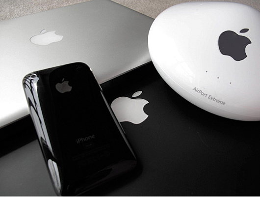 驚訝！蘋果公司簡約logo設(shè)計發(fā)展史